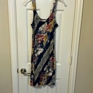 Hilo Hattie Hawaiian Dress Perfect condition.
Measurements are in the pictures.